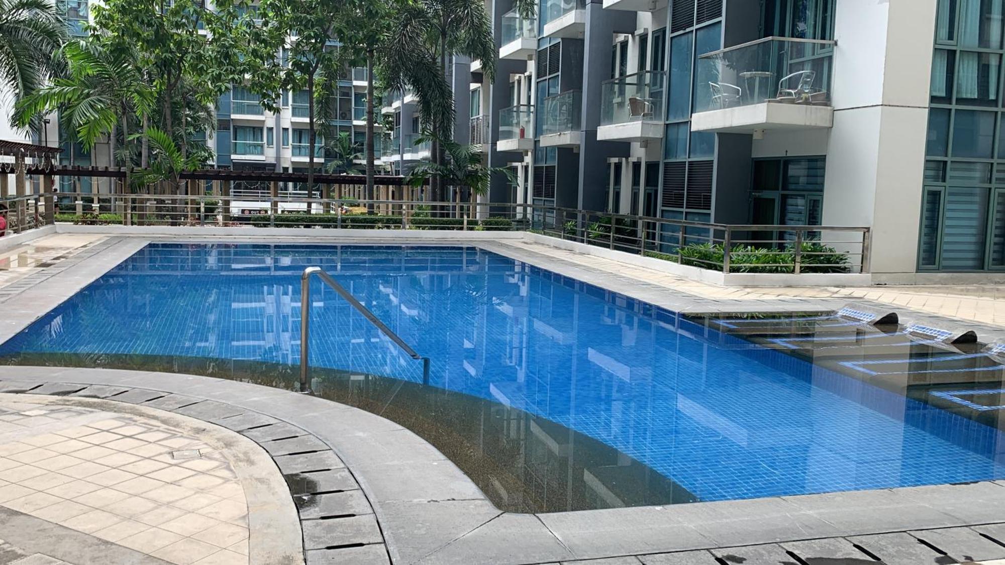One Palm Tree Villas Condominium - Studio 2Nd Fl With Balcony - Across Terminal 3 Airport Pasay Kültér fotó